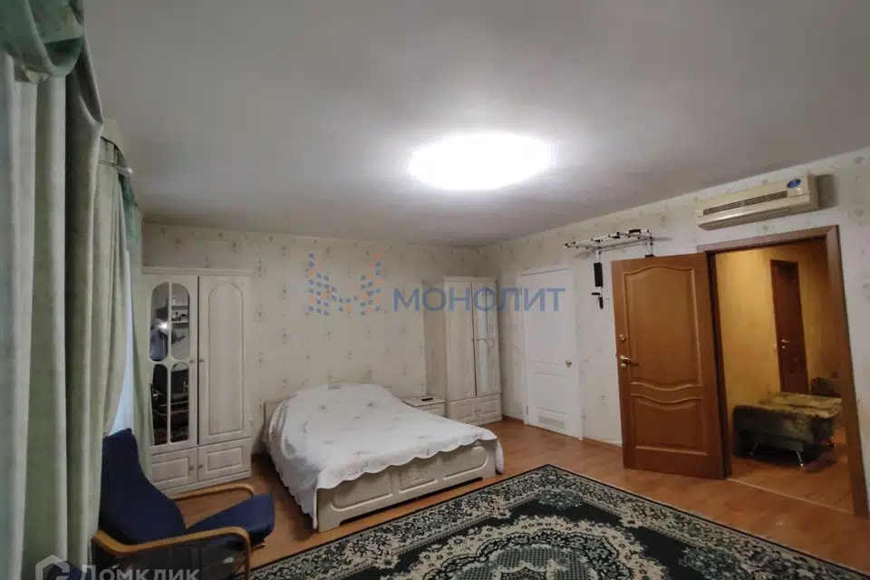Продаётся 4-комнатная квартира, 155 м²