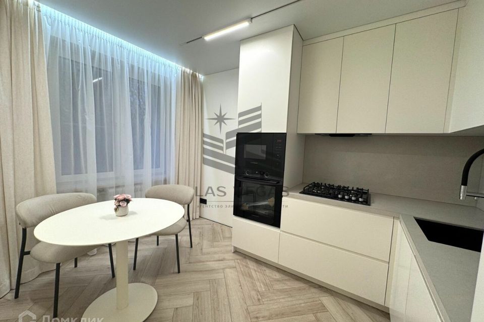 Сдаётся 2-комнатная квартира, 55 м²