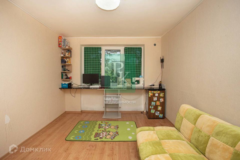 Продаётся комната в 2-комн. квартире, 24.9 м²