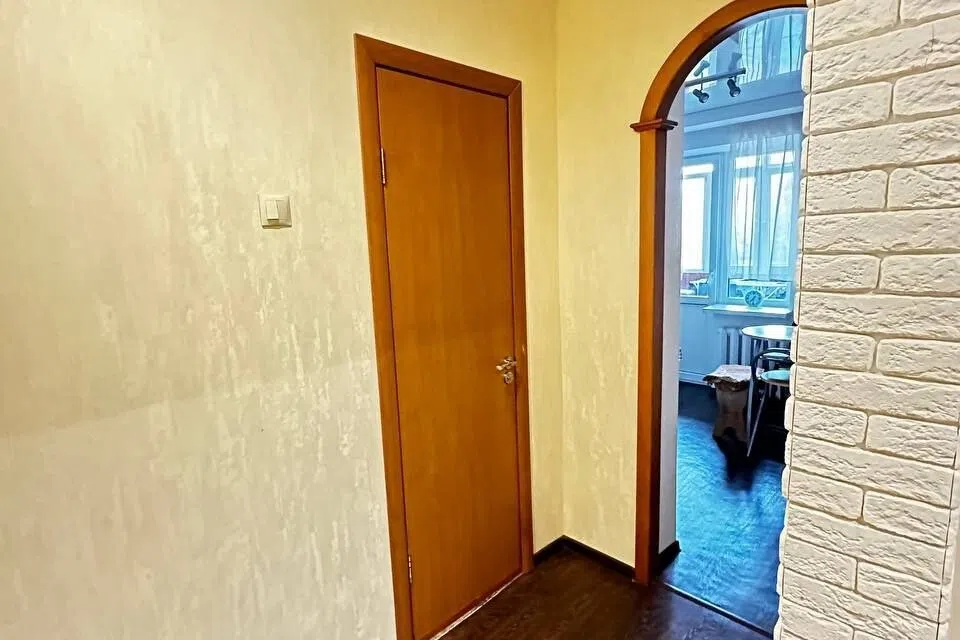 Сдаётся 1-комнатная квартира, 400 м²