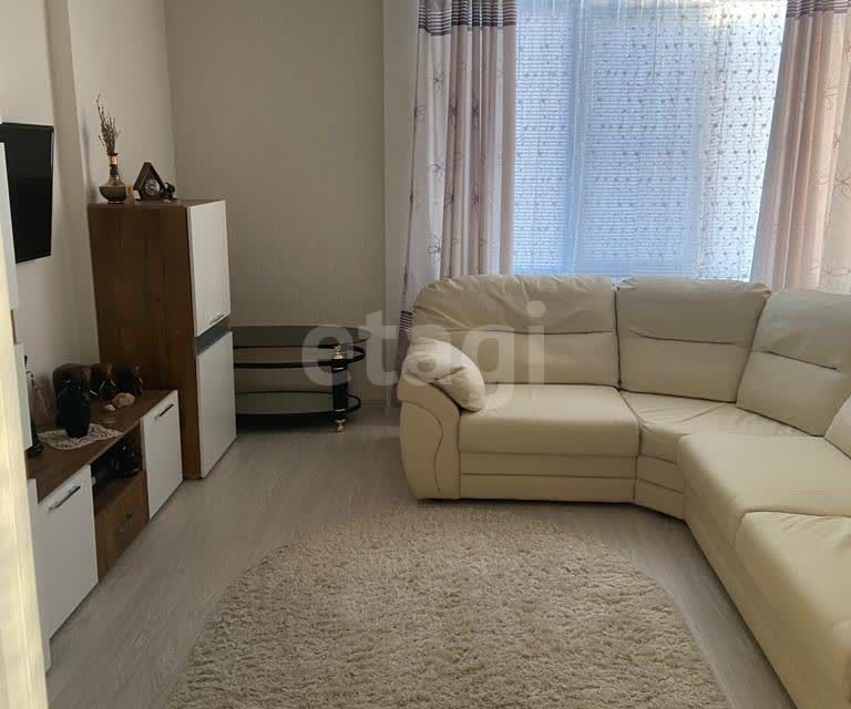 Продаётся 2-комнатная квартира, 57.6 м²