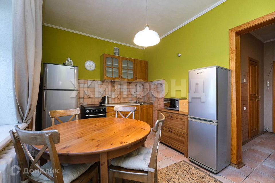 Продаётся 2-комнатная квартира, 69.9 м²