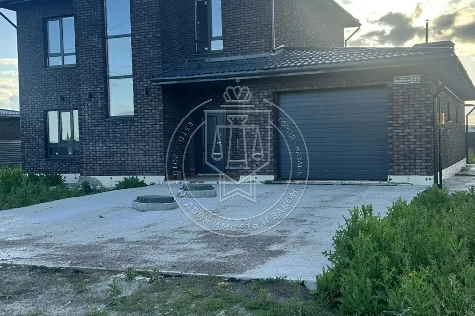 Продаётся 2-этажный дом, 220 м²