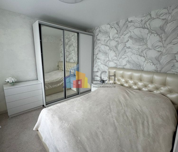 Продаётся 3-комнатная квартира, 48.5 м²