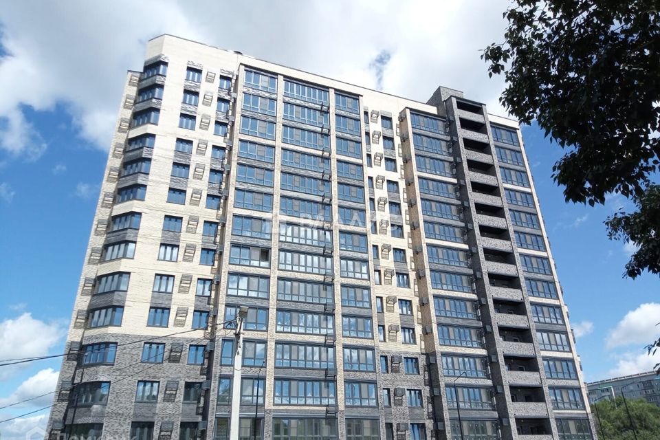 Продаётся 1-комнатная квартира, 53.9 м²
