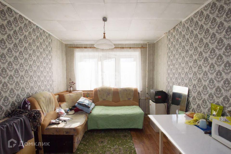 Продаётся комната в 1-комн. квартире, 12.4 м²