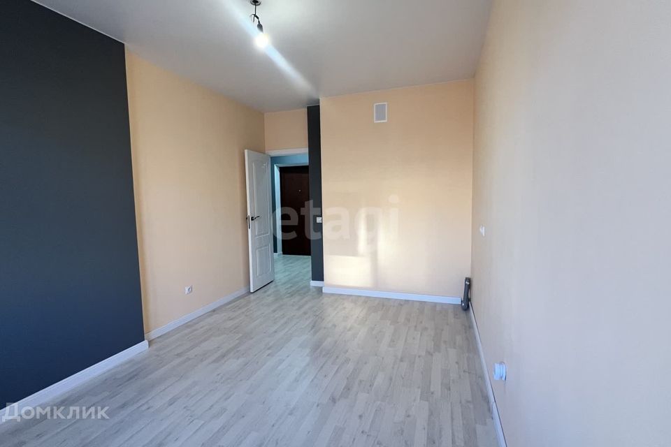 Продаётся 1-комнатная квартира, 60.4 м²