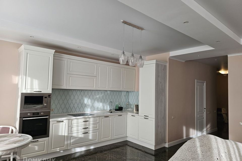 Сдаётся 2-комнатная квартира, 78.8 м²