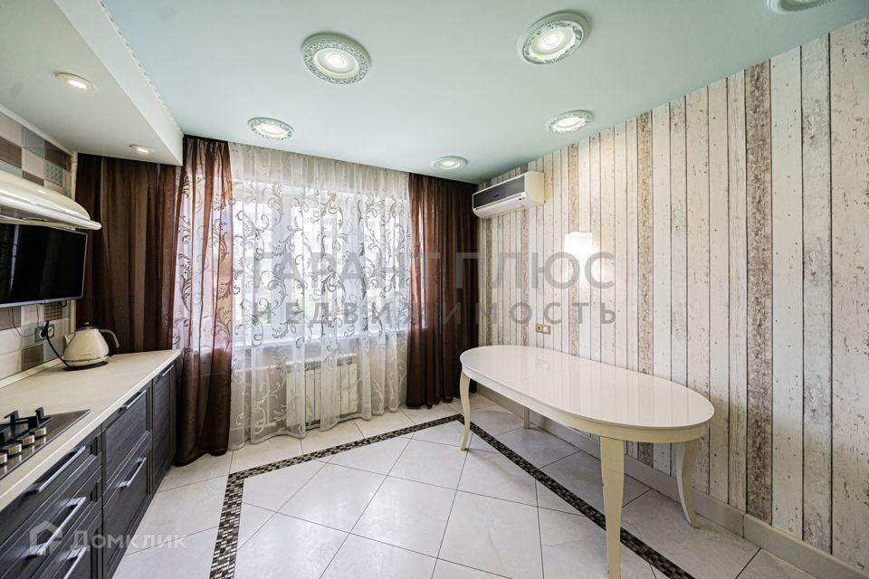 Продаётся 3-комнатная квартира, 91 м²