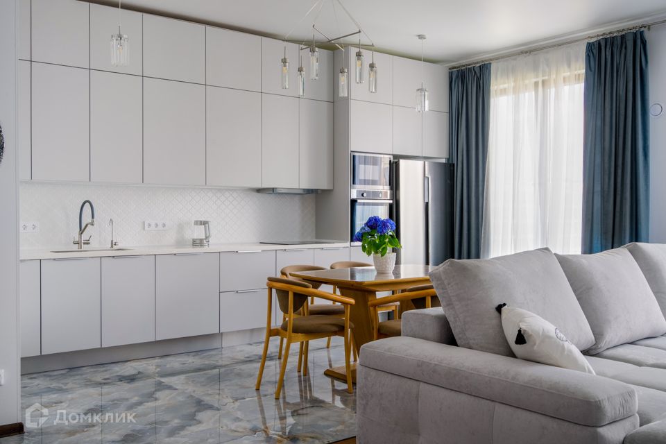 Сдаётся 3-комнатная квартира, 87.7 м²