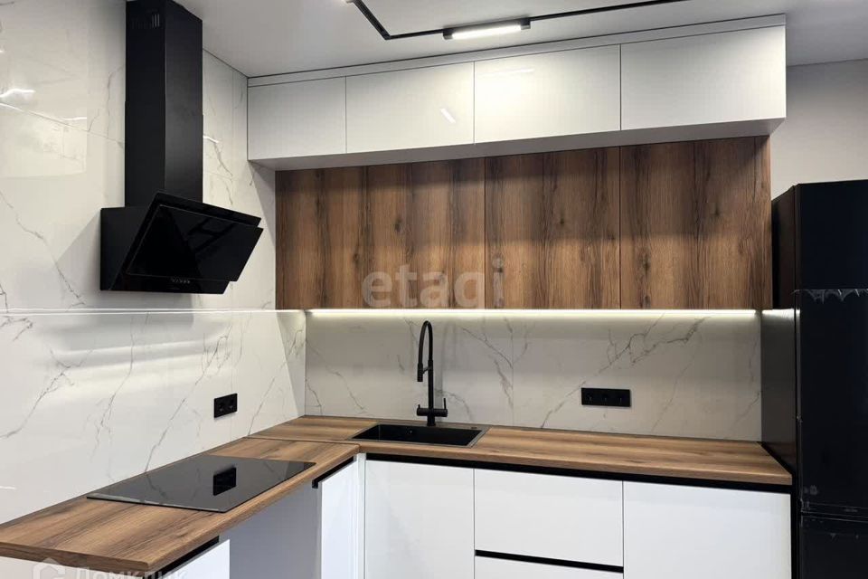 Продаётся 1-комнатная квартира, 41 м²