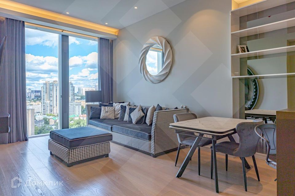 Сдаётся 2-комнатная квартира, 62 м²