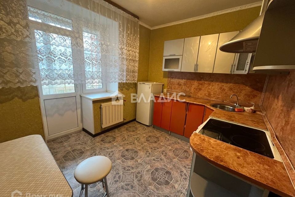Сдаётся 1-комнатная квартира, 42 м²