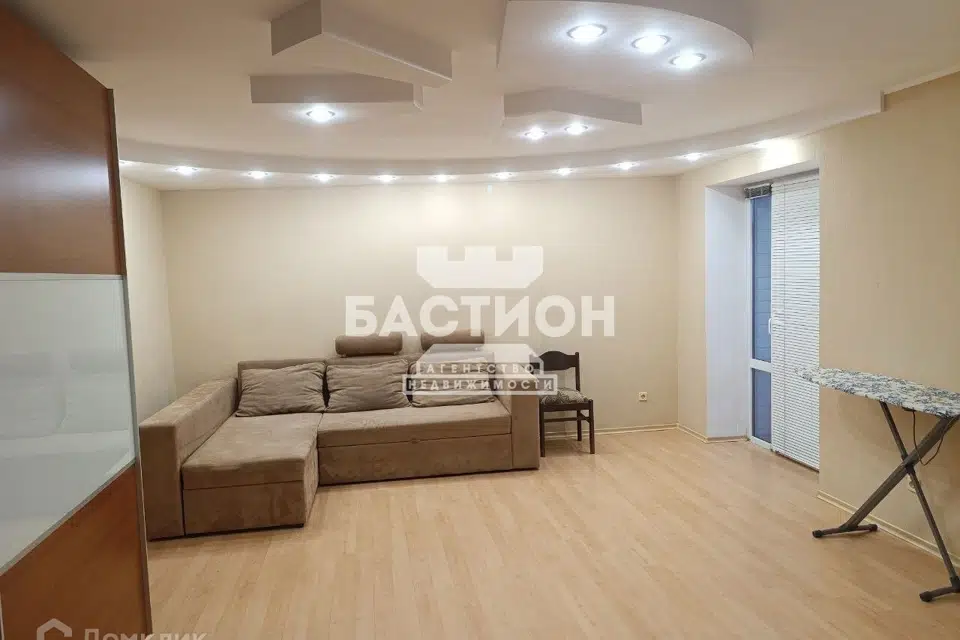 Продаётся 3-комнатная квартира, 109.3 м²