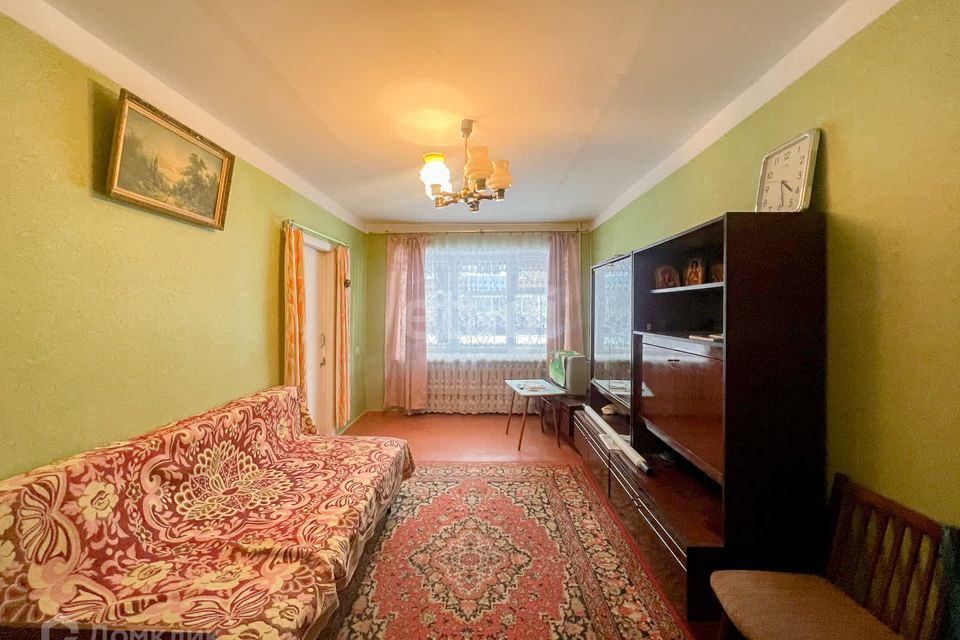Продаётся 3-комнатная квартира, 53.6 м²