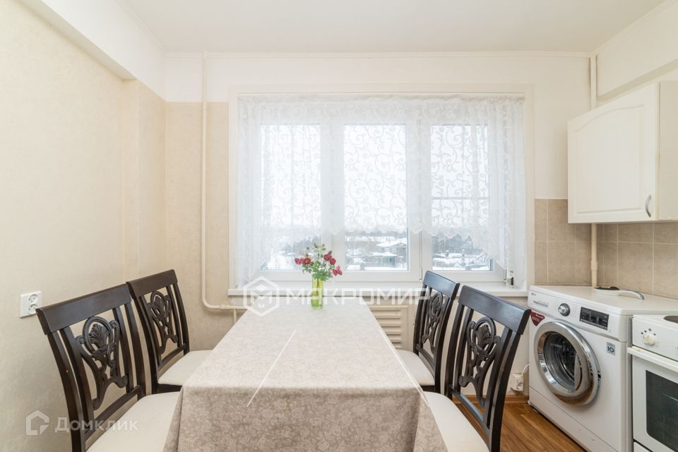 Продаётся 4-комнатная квартира, 77.1 м²