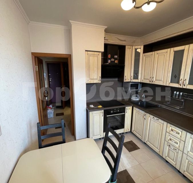 Сдаётся 1-комнатная квартира, 42 м²