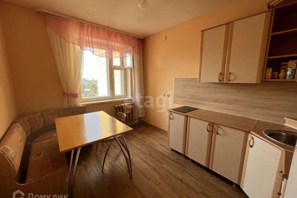 Сдаётся 2-комнатная квартира, 60 м²