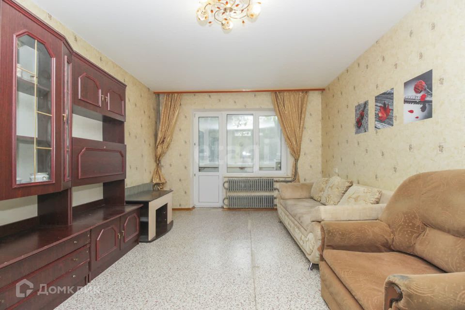 Продаётся 1-комнатная квартира, 37 м²