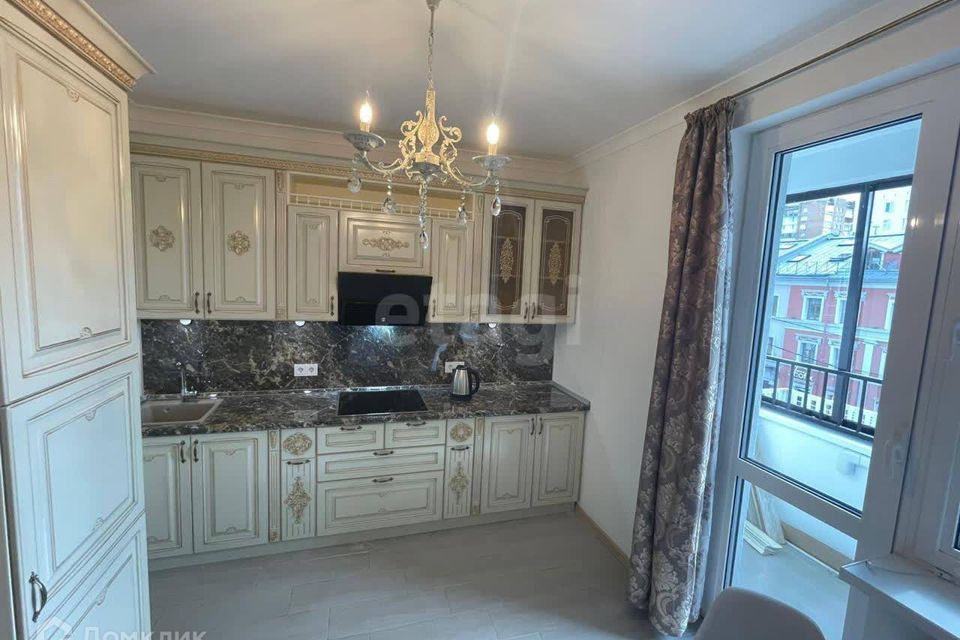 Продаётся 1-комнатная квартира, 49 м²