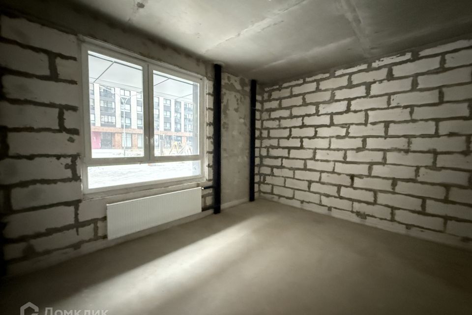 Продаётся 1-комнатная квартира, 43 м²