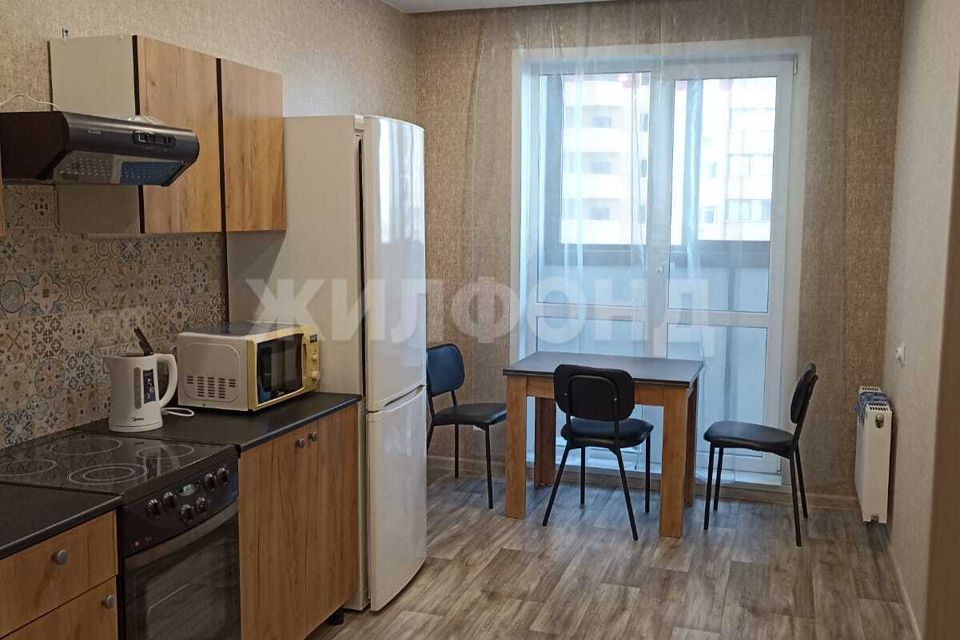 Сдаётся 1-комнатная квартира, 39 м²