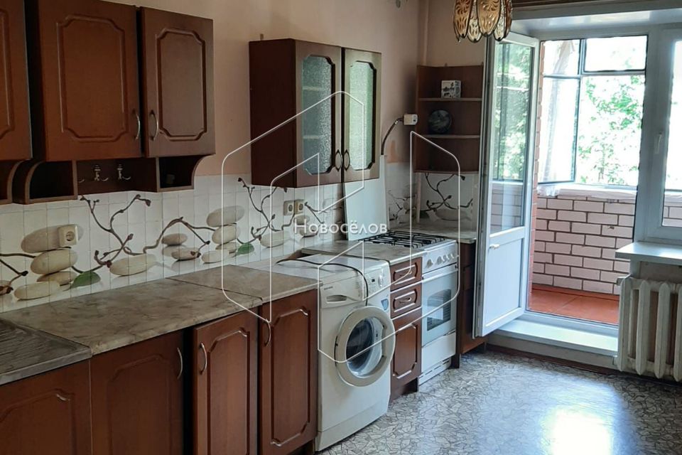 Сдаётся 2-комнатная квартира, 60 м²