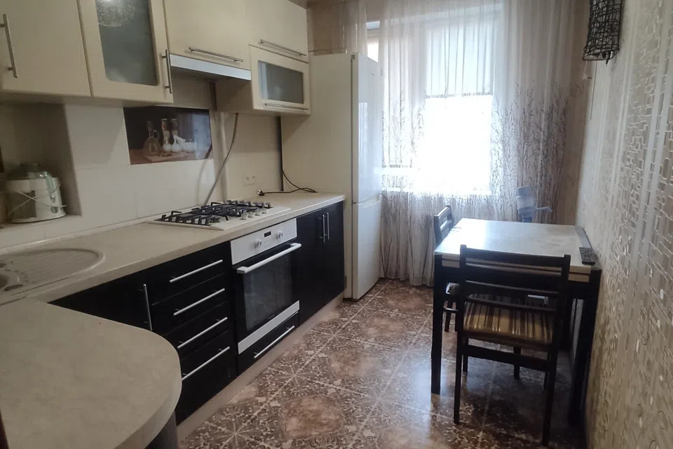 Продаётся 3-комнатная квартира, 62.1 м²