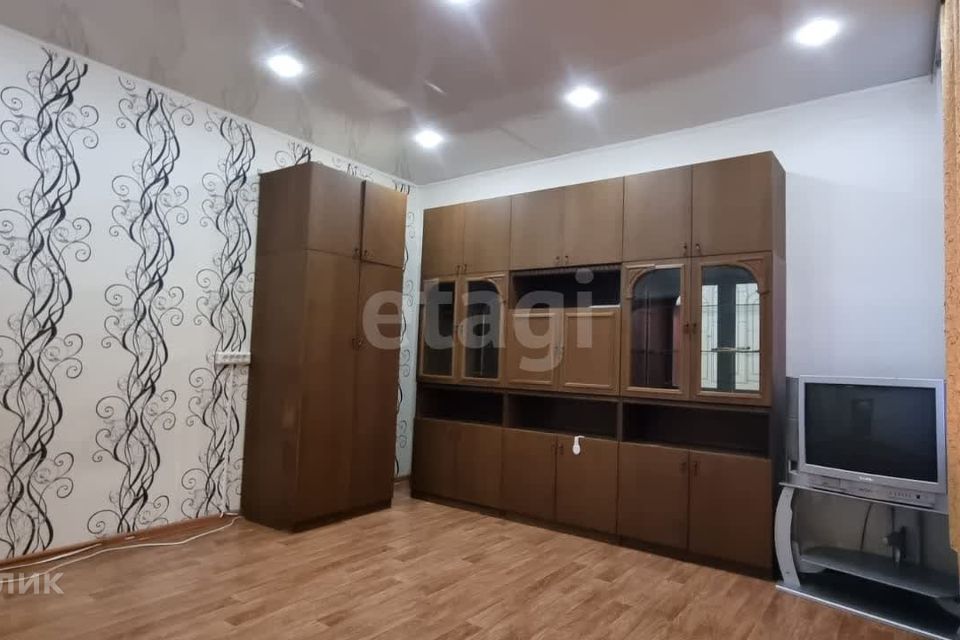 Продаётся 2-комнатная квартира, 46.4 м²