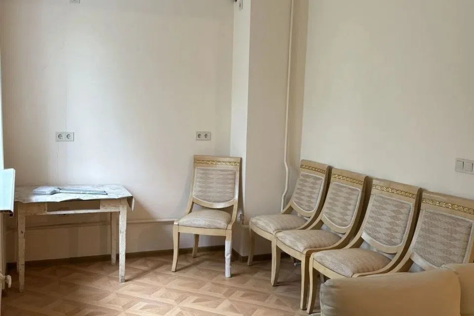 Продаётся 3-комнатная квартира, 72.7 м²