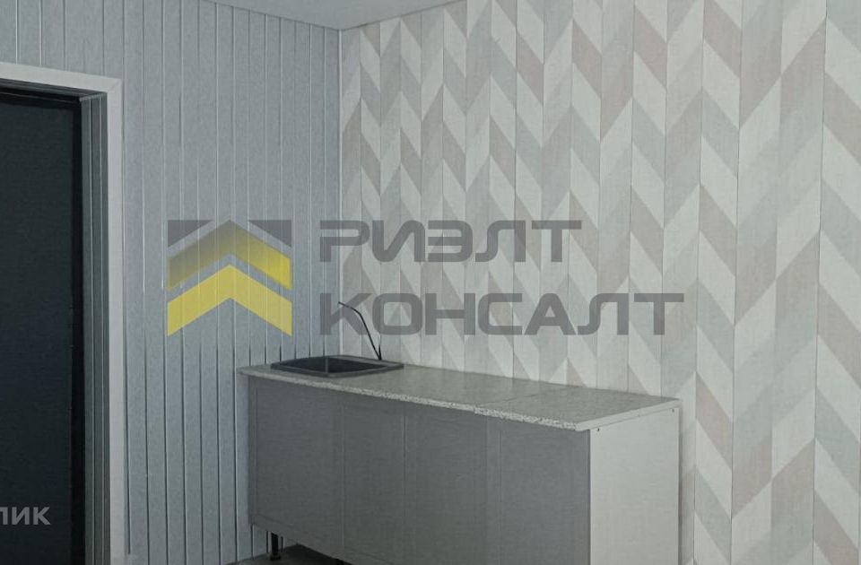 Продаётся комната в 1-комн. квартире, 12 м²