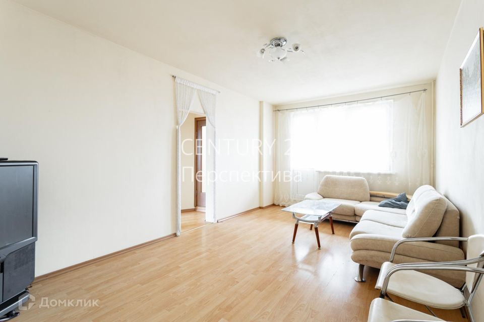 Продаётся 4-комнатная квартира, 105.4 м²