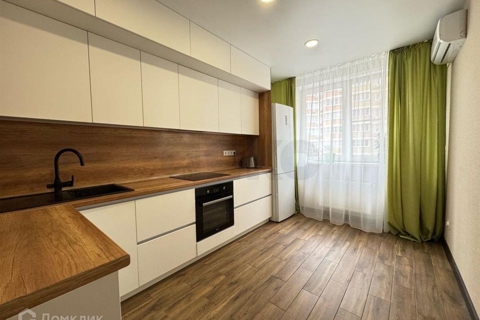 Продаётся 2-комнатная квартира, 65 м²
