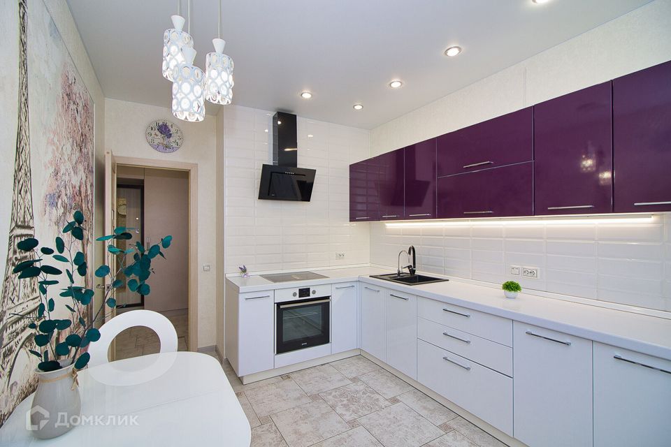 Продаётся 1-комнатная квартира, 46 м²