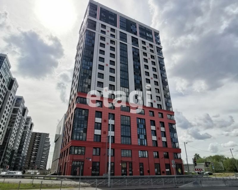 Продаётся 3-комнатная квартира, 106.6 м²