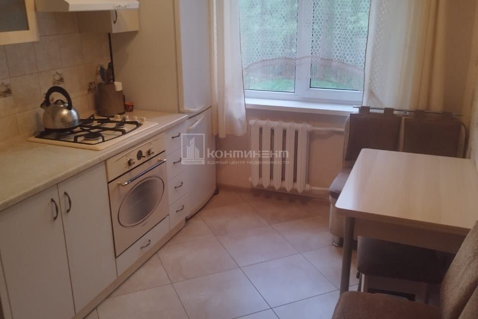 Сдаётся 2-комнатная квартира, 60 м²