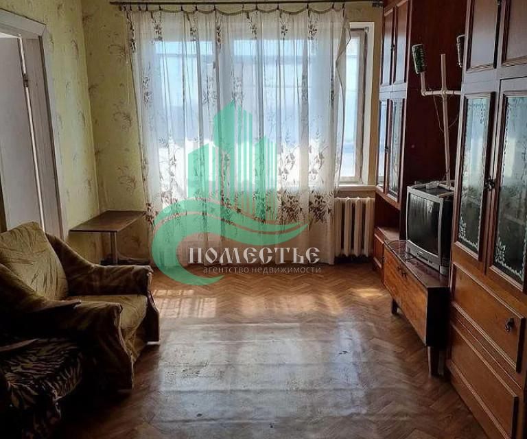 Продаётся 4-комнатная квартира, 61 м²