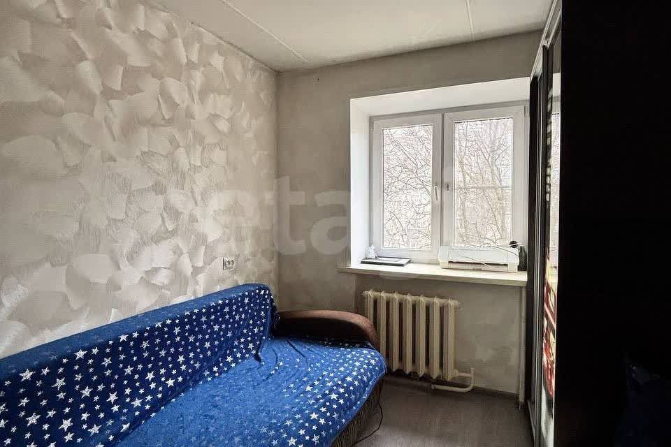 Продаётся 3-комнатная квартира, 50.9 м²