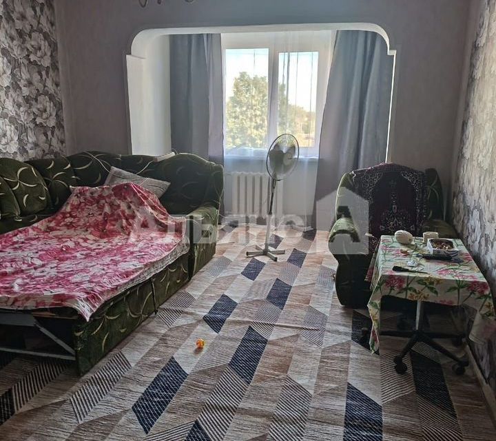 Продаётся 4-комнатная квартира, 82.6 м²