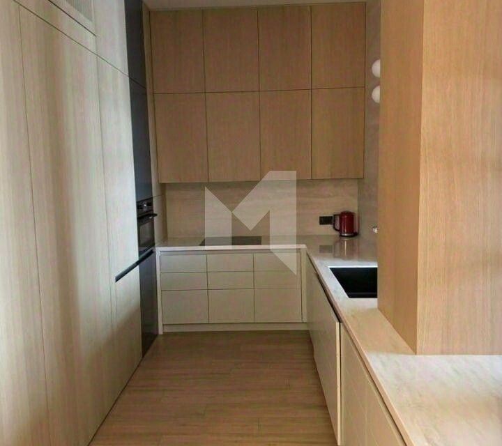 Продаётся 3-комнатная квартира, 110 м²