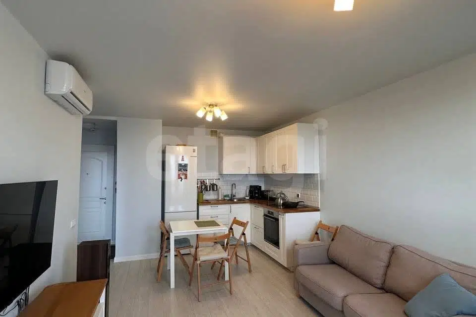 Продаётся 1-комнатная квартира, 40.3 м²