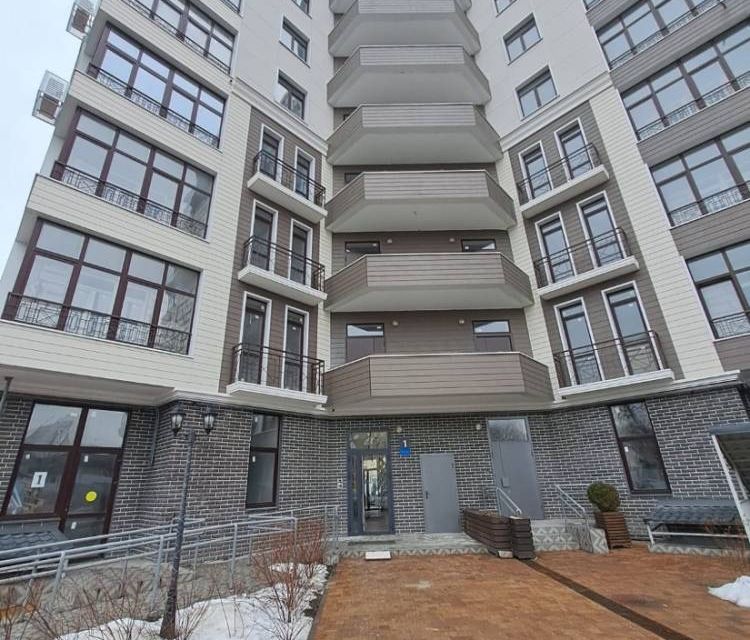 Продаётся 2-комнатная квартира, 93.4 м²