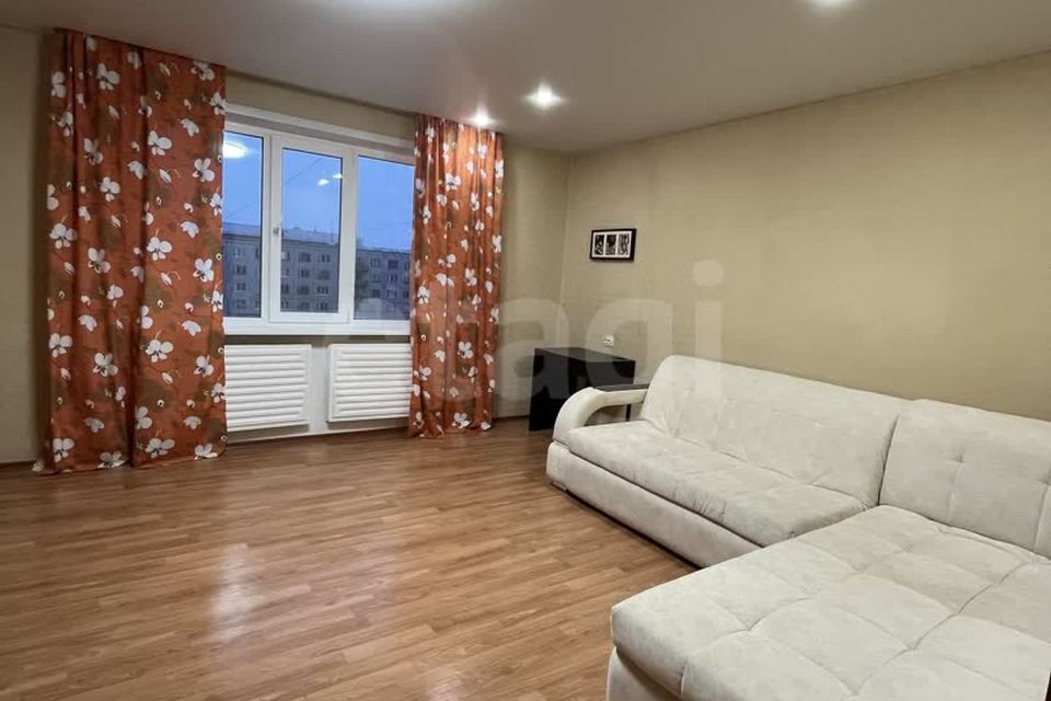 Продаётся 3-комнатная квартира, 65 м²