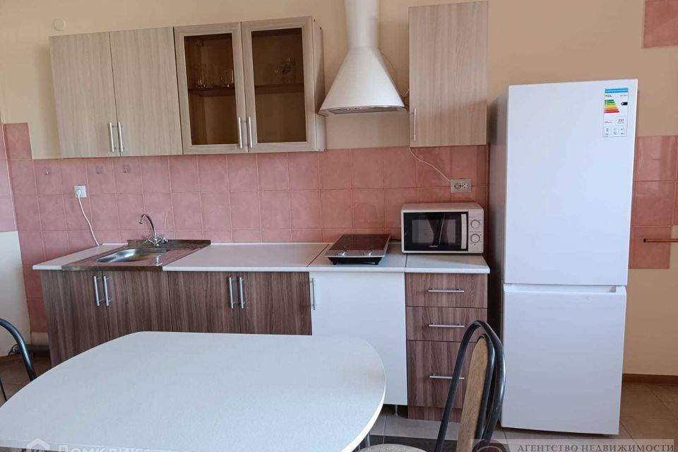 Сдаётся 1-комнатная квартира, 59 м²