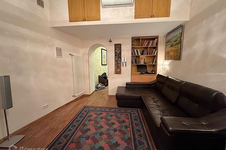 Продаётся 2-комнатная квартира, 91.2 м²