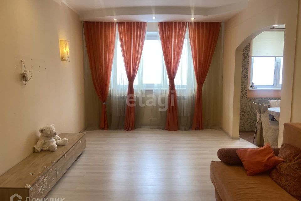 Продаётся 3-комнатная квартира, 71.5 м²
