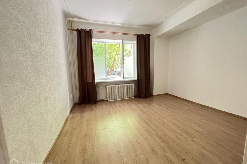 Продаётся 3-комнатная квартира, 62.2 м²