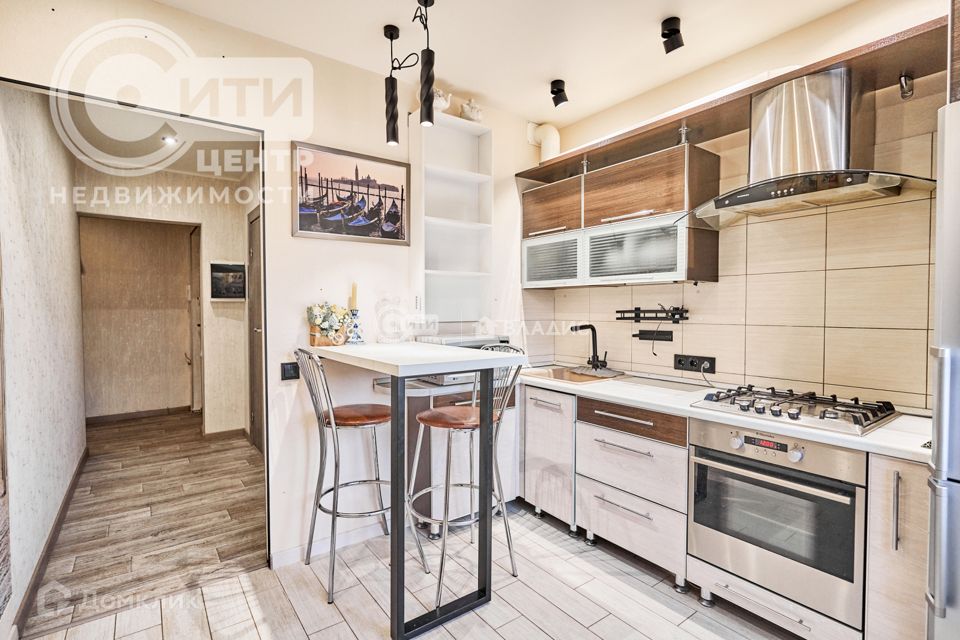 Продаётся 3-комнатная квартира, 67.7 м²