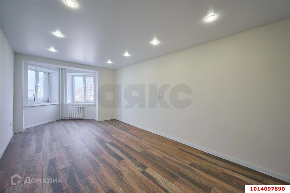 Продаётся 1-комнатная квартира, 44 м²