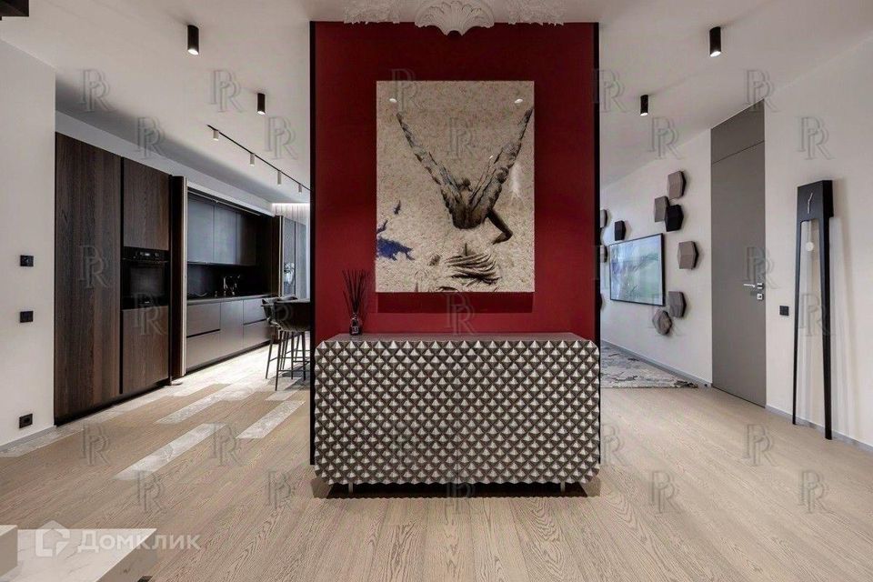 Продаётся 5-комнатная квартира, 165.1 м²